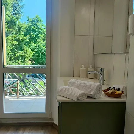 Casa Nadia A Pochi Passi Dal Mare Con Garage, Terrazza E Sala Giochi 아파트 누마나