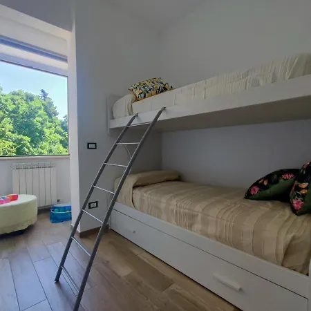 Casa Nadia A Pochi Passi Dal Mare Con Garage, Terrazza E Sala Giochi * Нумана