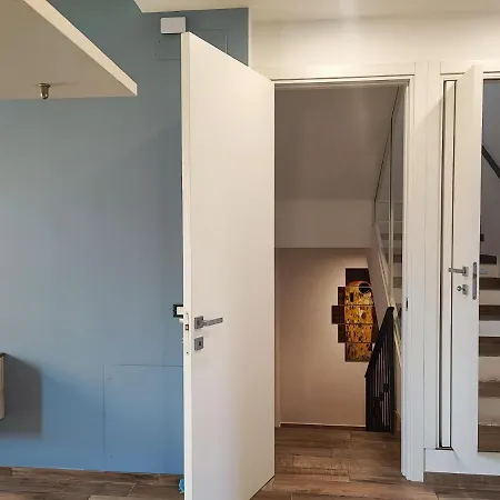 Casa Nadia A Pochi Passi Dal Mare Con Garage, Terrazza E Sala Giochi * 누마나