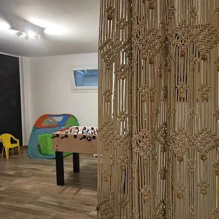 Apartamento Casa Nadia A Pochi Passi Dal Mare Con Garage, Terrazza E Sala Giochi *