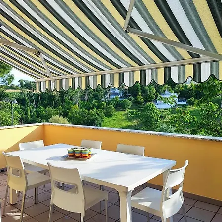 Casa Nadia A Pochi Passi Dal Mare Con Garage, Terrazza E Sala Giochi Apartment *