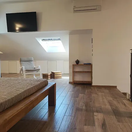 Casa Nadia A Pochi Passi Dal Mare Con Garage, Terrazza E Sala Giochi Numana