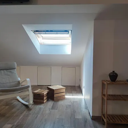 Casa Nadia A Pochi Passi Dal Mare Con Garage, Terrazza E Sala Giochi
